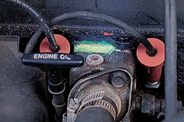 Engine-Oil-Leak Engine-Oil-Leak